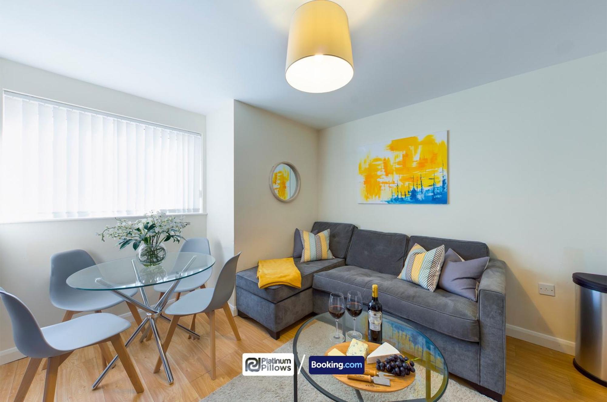 Modern Oxford 2 Bedroom Apartments, Families & Contractor Accommodation, Near John Radcliffe Hospital Экстерьер фото
