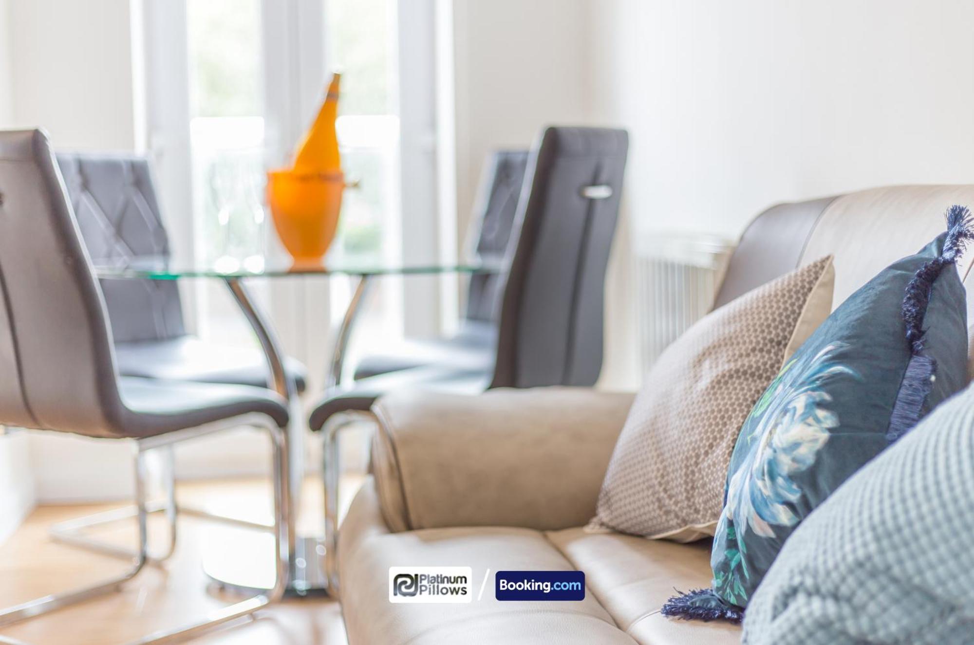Modern Oxford 2 Bedroom Apartments, Families & Contractor Accommodation, Near John Radcliffe Hospital Экстерьер фото
